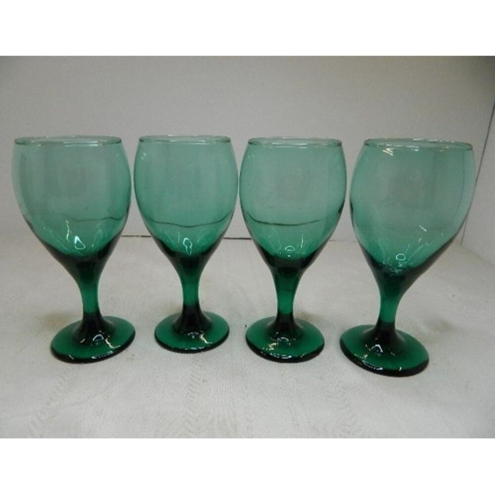 4-Vtg Libbey Juniper Green Stemmed Tear Drop Wine Glasses/Water Goblets  7" Tall